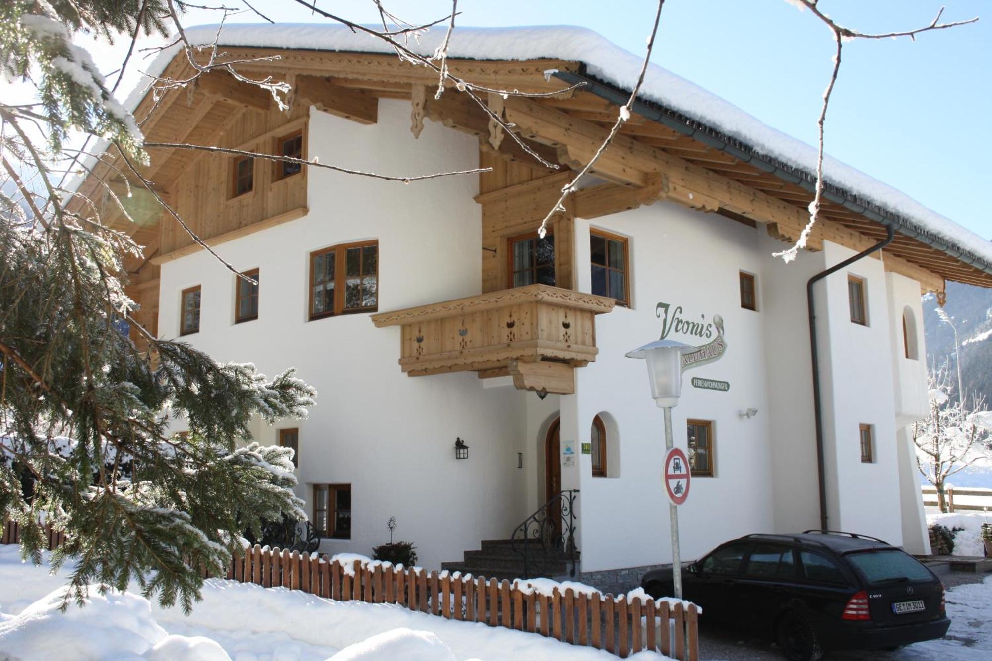Vronis Waldhaus Adults Only Lejlighedshotel Mayrhofen Eksteriør billede