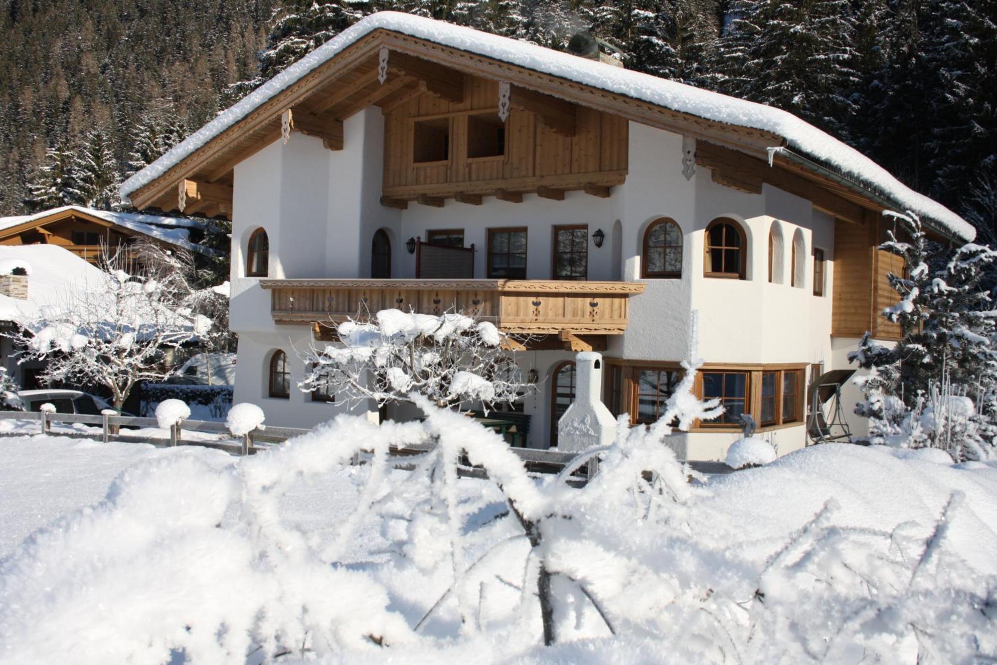 Vronis Waldhaus Adults Only Lejlighedshotel Mayrhofen Eksteriør billede