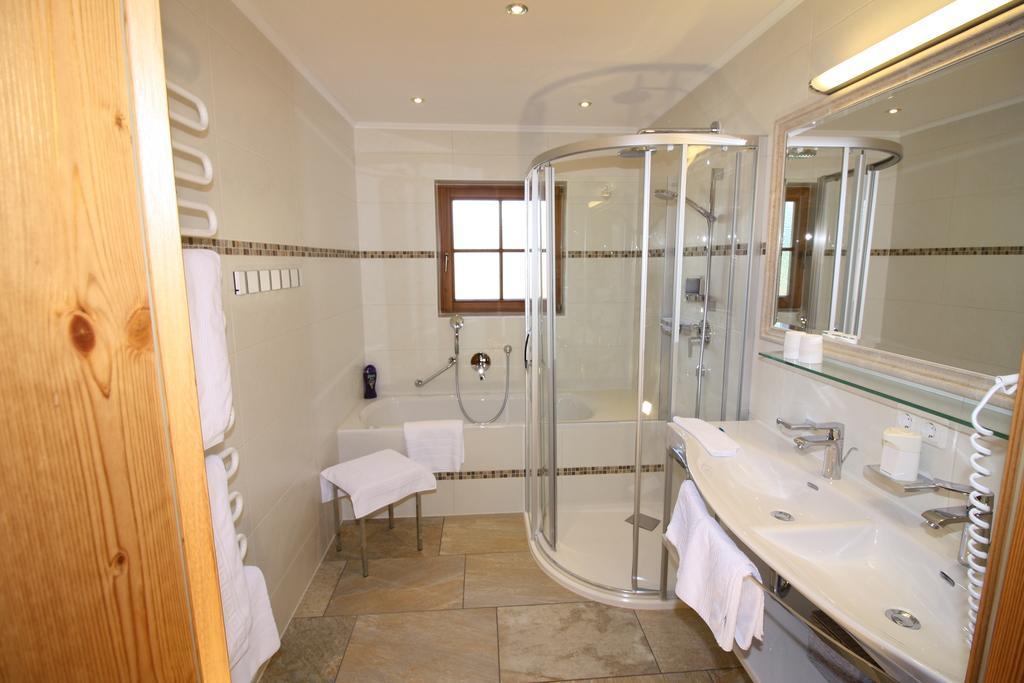 Vronis Waldhaus Adults Only Lejlighedshotel Mayrhofen Eksteriør billede
